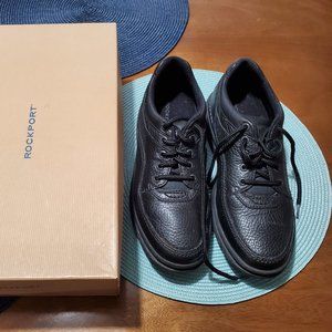 Men’s Rockport World Tour Classic Walking Shoes